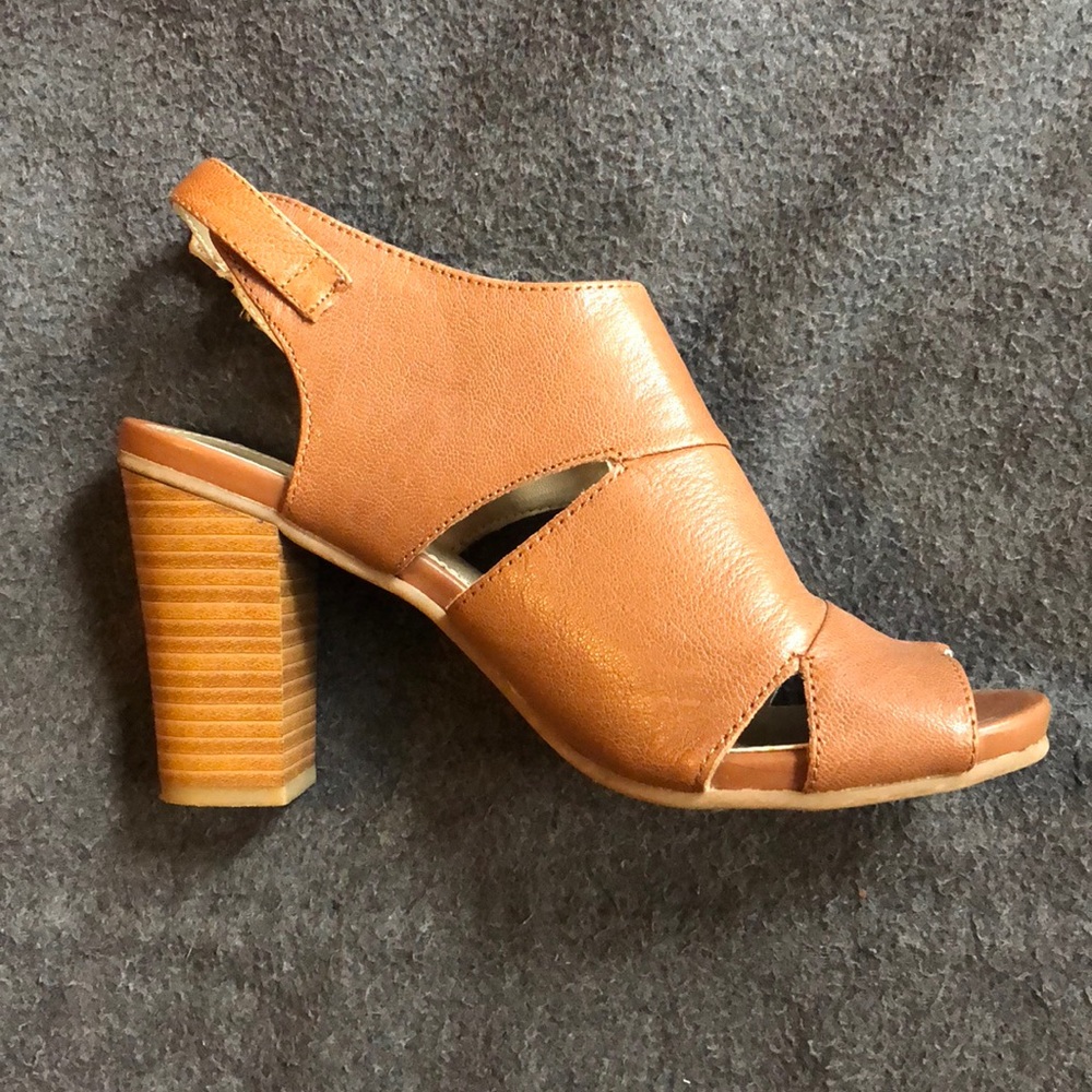 White Mountain Heels